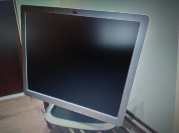 Monitor HP L1750 17 cali D-SUB DVI PIVOT