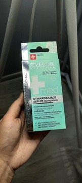 Utwardzające serum do paznokci Eveline 12ml