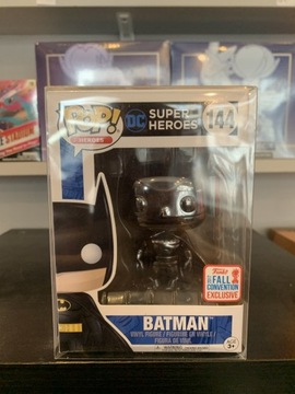 Funko Pop Batman 144 black chrome 