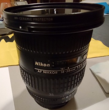 Obiektyw Nikkor 18-35 + filtr UV do Nikon