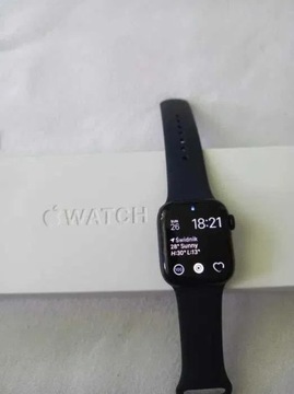 Apple Watch 7 41mm kolor Midnight zadbany