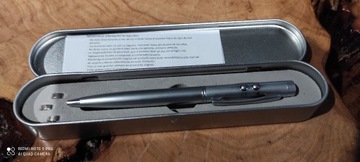 Długopis ze wskaźnikiem laserowym