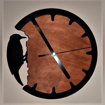 Zegar drewniany z dzięciołem