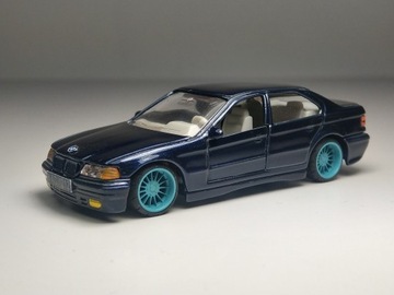 BMW 320i E36 Custom 1:64 Siku A76 #mfmodeler