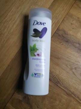 DOVE BALSAM DO CIAŁA MATCHA I KWIAT WIŚNI 250 ML