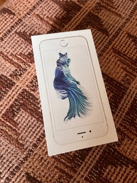 paczka z iphone 6S 64 gb