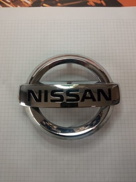 Emblemat nissan juke 2012