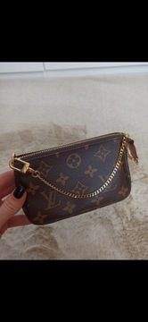 Torebka Louis Vuitton mini pochette