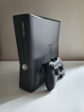 Xbox 360 Slim 250GB RGH + Kinect