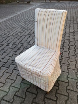 Krzesło z pokrowcem