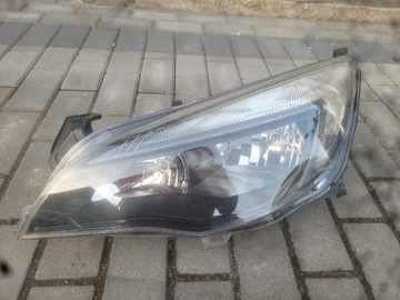 Opel Astra lampa przód lewa