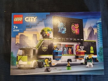 LEGO City 60388 Ciężarówka na turniej gier