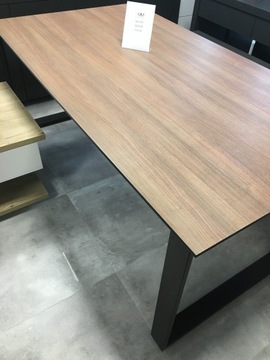 Piękny duży stół HPL 1020X1850 