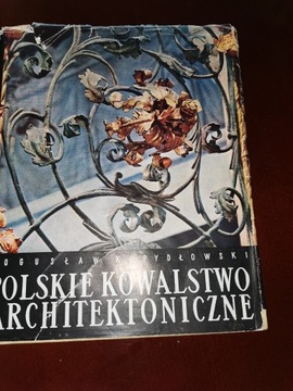 Polskie kowalstwo architektoniczne