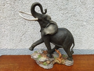 Figurka słoń rzeźba porcelanowa piękna 