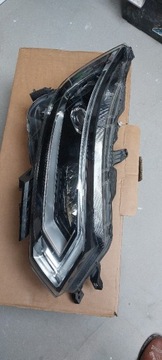 Reflektor Nissan Qashqai J11  Lift  full led 