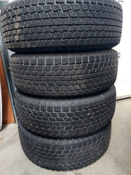 Opony zimowe 215/60 R17