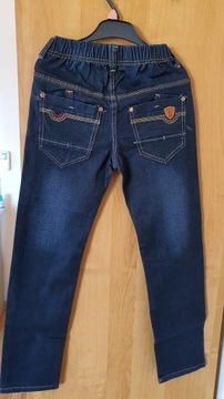Spodnie jeansowe roz 134 nowe bez metki