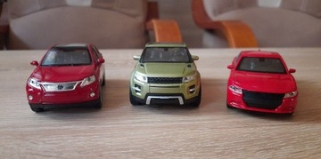 Dodge, Land Rover, Lexus  3 modele Welly 1:34 