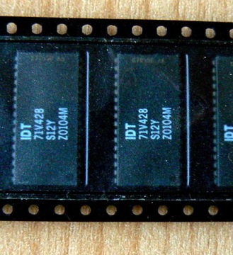 IDT71V428 Pamięć RAM szybka, statyczna, 1Mx4, 3,3V