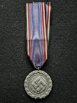 Niemcy, III Rzesza, Luftschutz medal, sygnowany 10