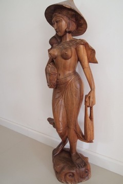 Rzeźba kobiety