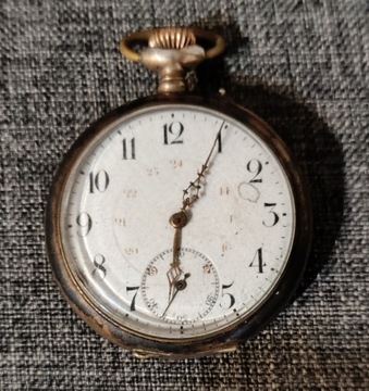 Stary srebrny zegarek kieszonkowy pr. 800