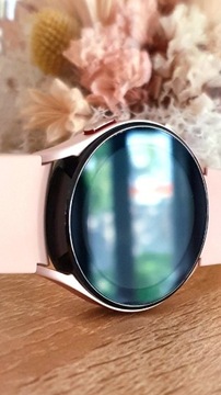 Różowy Samsung Galaxy Watch4 watch 4 smartwatch 