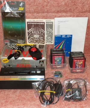 Atari 2600 JR, Xenophobe, multicart, joystick itd.