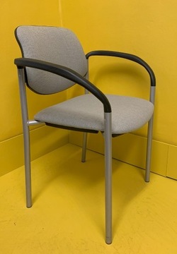 Krzesło biurowe Styl Arm ( krzesło konferencyjne )