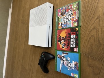 Konsola Xbox one S + Pad i gry