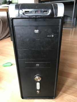 Komputer stacjonarny (4GB ram, 512 MB grafika)