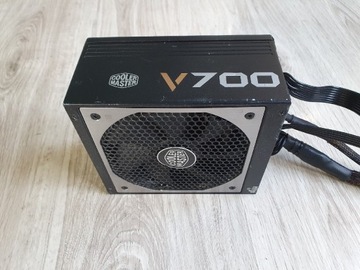 Cooler Master V700 700W 80+Gold