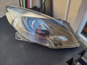 Lampa prawy przód Opel Zafira  13399867