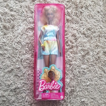 LALKA BARBIE FASHIONISTAS HBV14 NR 180 MATTEL