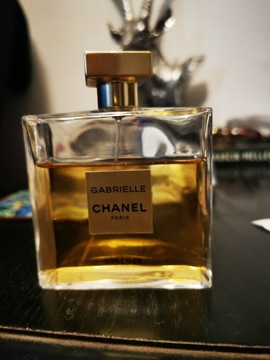 CHANEL Essence Gabrielle