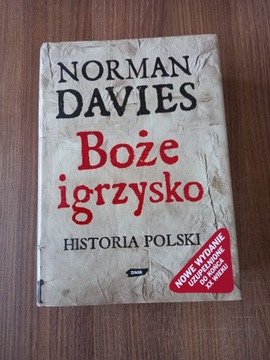 Norman Davies - Boże igrzysko