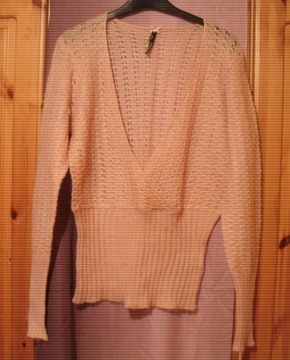 Pudrowy sweterek Cubus kopertowy roz XL nowy