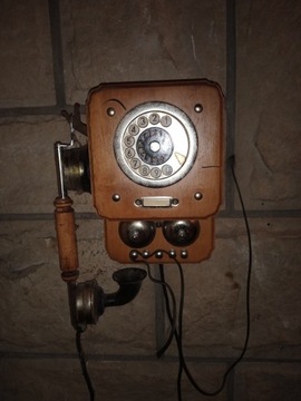 Telefon antyk drewno