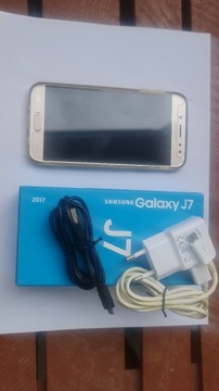 Telefon komórkowy Samsung Galaxy j7 2017 dual sim gold duos jak nowy i