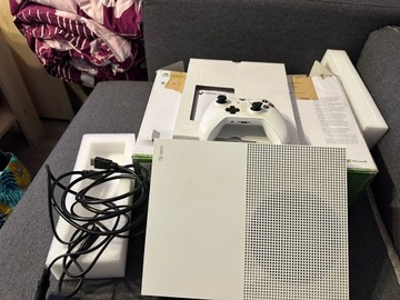 Konsola Xbox one s 1TB