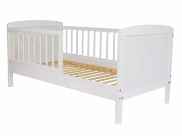 Łóżko łóżeczko dziecięce, super stan jak nowe z materacem 120x60