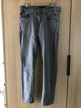 Szare Spodnie Jeans Reserved L30 W30 M 