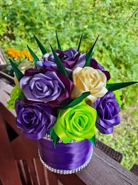 Flowerbox (róże ze wstążki)