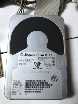 (1) Seagate 31276A 1,2 GB 1275MB