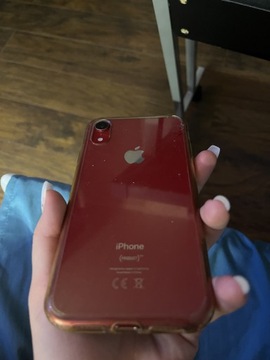 iPhone XR RED używany + Etui + kabel