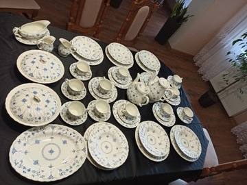 Zestaw brytyjskiej ręcznie grawerowanej porcelany