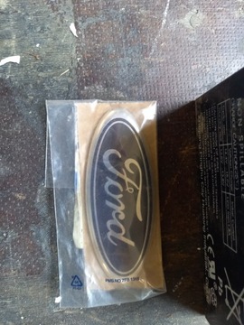 Ford znaczek emblemat