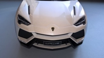 Lamborghini URUS - 1/18 - nowy