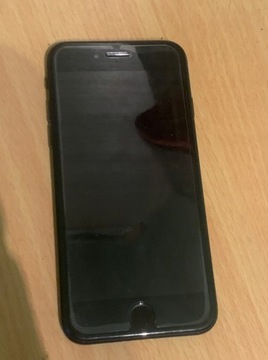 iPhone SE (2020) 128 GB uszkodzony